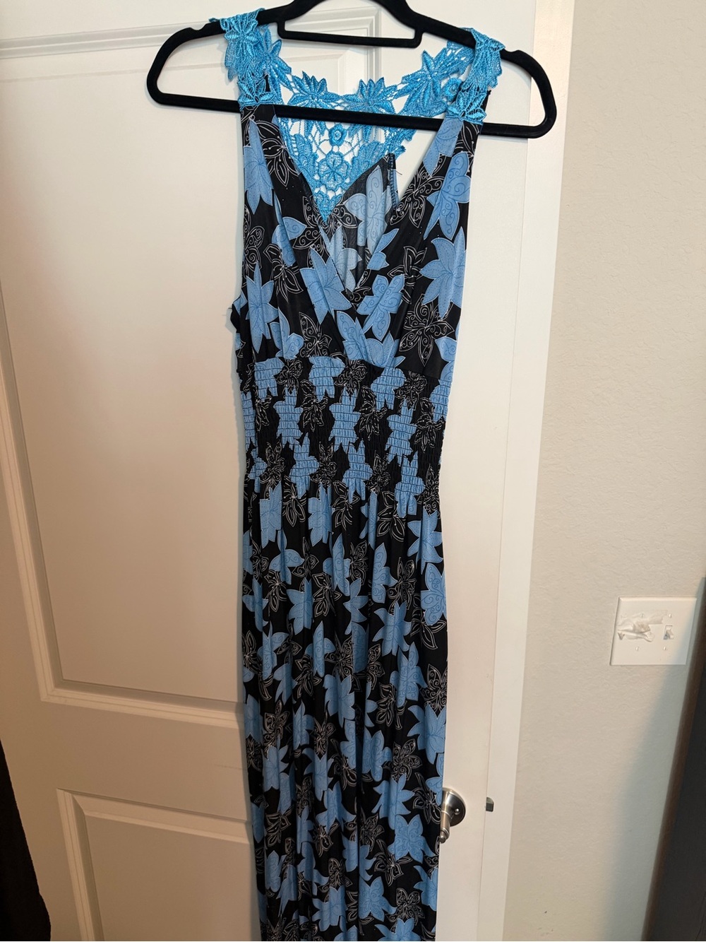 Blue Floral Lace-Back Maxi Dress